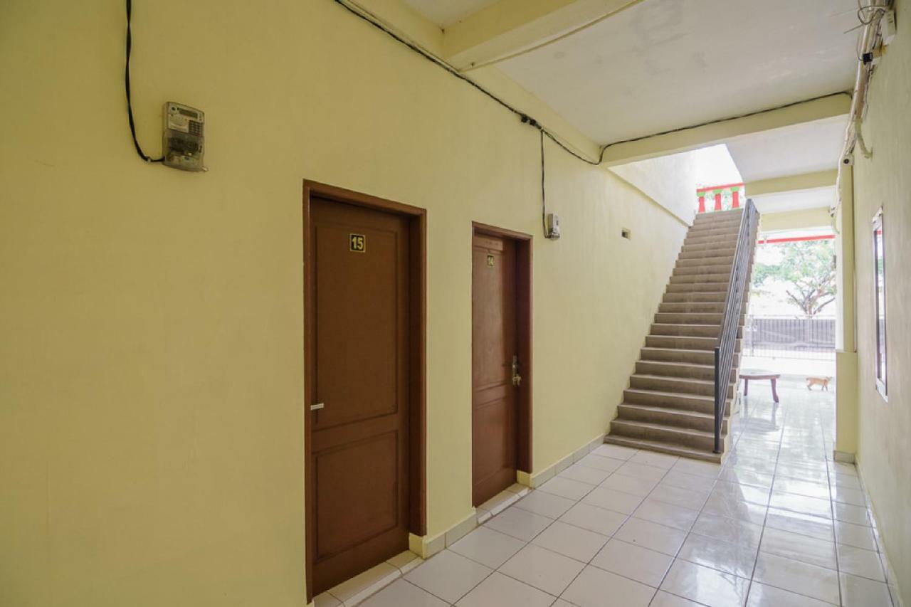 Reddoorz Near Politeknik Negeri Medan Hotel Luaran gambar